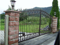 Ograje Dečman s.p. - Umetno kovaštvo in kovane ograje - Vrata - Primer sličice 087
